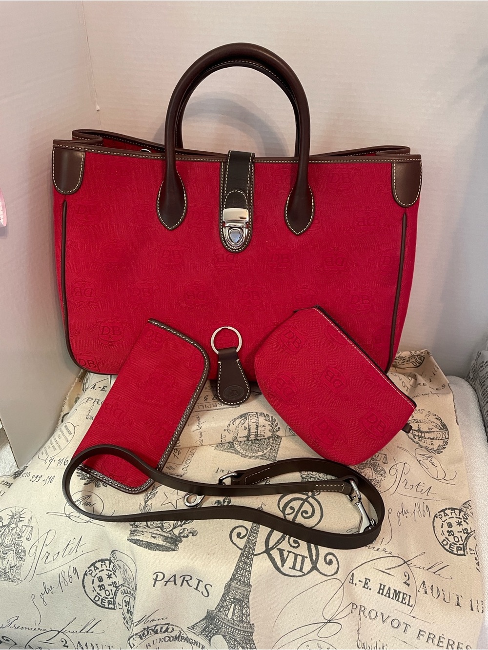 Vintage Red Dooney & Bourke  Tote Bag Set with Accessories ,Sold by QVC